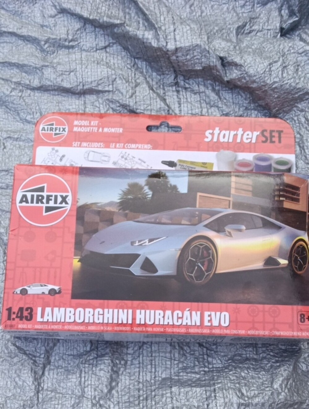 1:43 Lamborghini Huracán EVO Starter Set - Silver Model Kit
